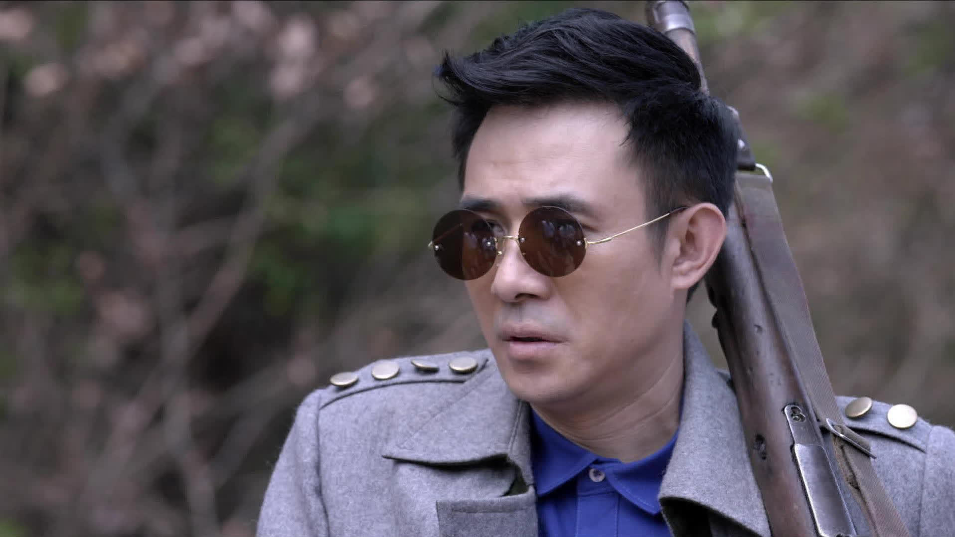 何新国半路截下雷耀祖