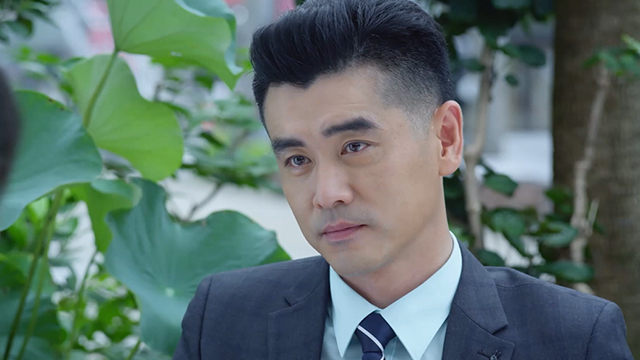 【梅花儿香】第21集预告-程友信贴心给袁梅花送饭