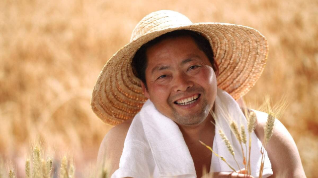 农民伯伯们有了自己的节日!我国首次设立"中国农民丰收节"