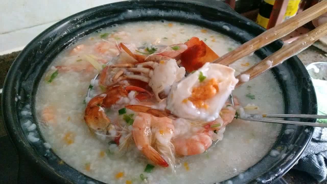 虾蟹海鲜砂锅粥,广东食客宵夜必点一道美食-美食烹饪-在线观看-高清